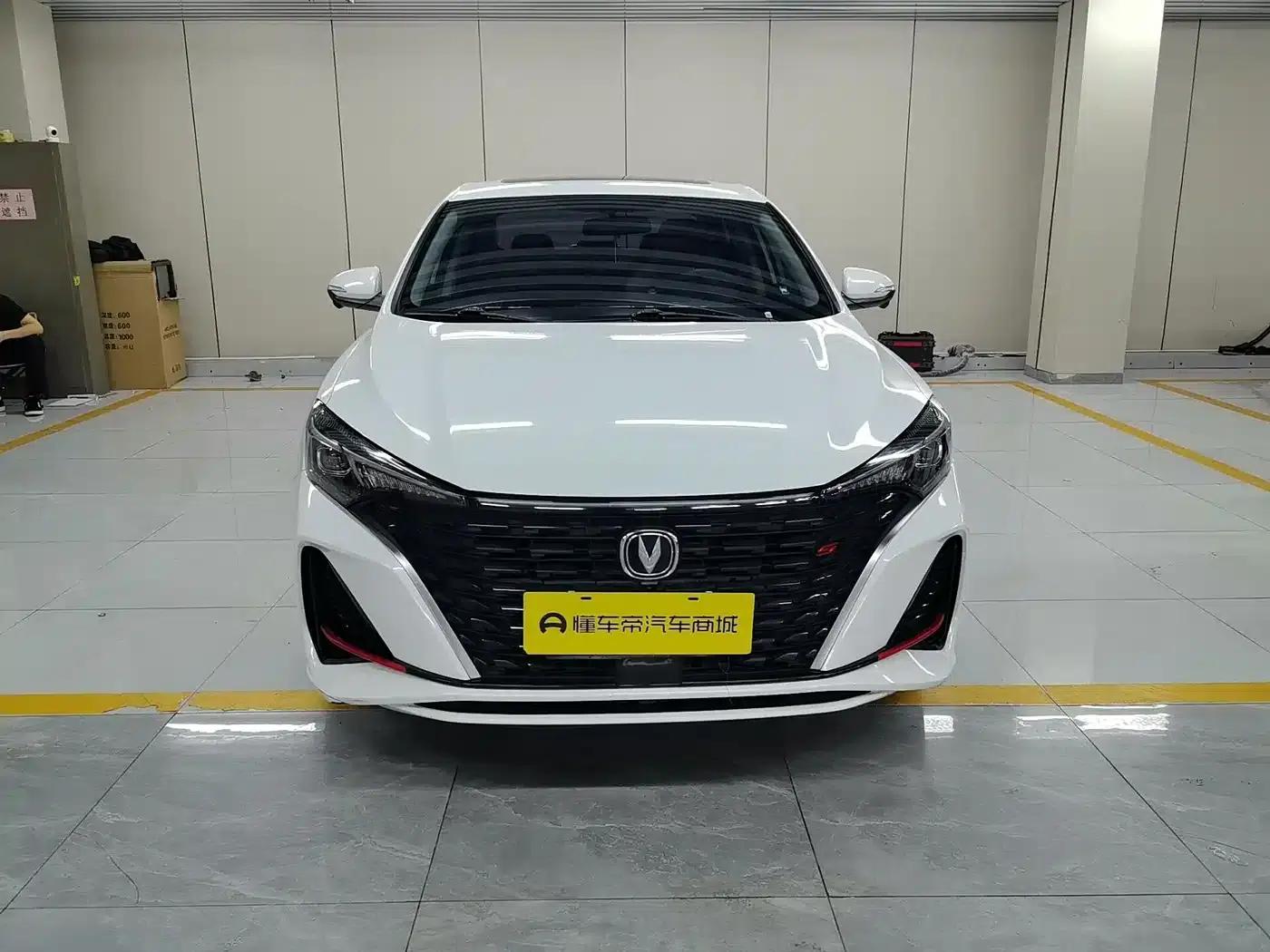 Changan Eado 2022 PLUS Blue Whale NE 1.4T GDI DCT Premium Edition — миниатюра 7