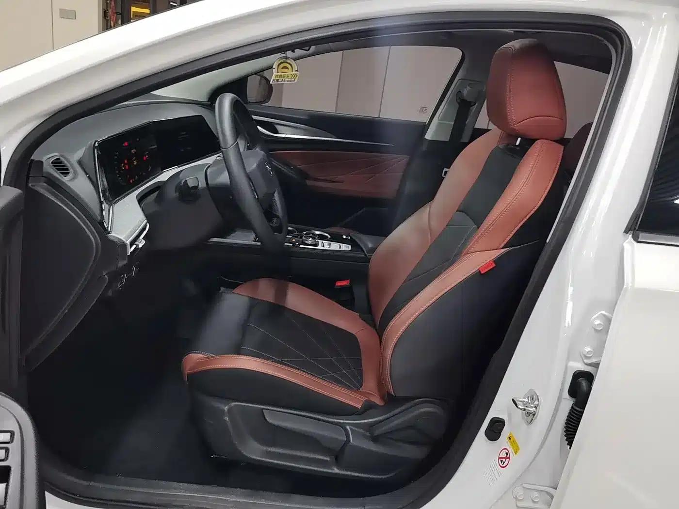 Changan Eado 2022 PLUS Blue Whale NE 1.4T GDI DCT Premium Edition — миниатюра 9