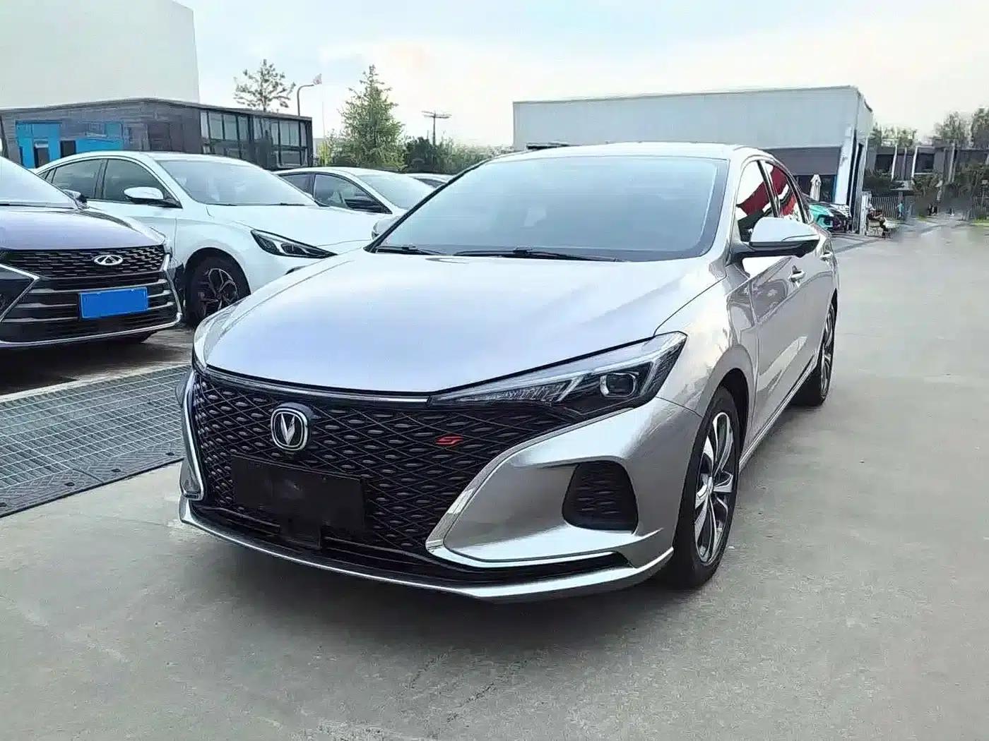Changan Eado 2020 PLUS Blue Whale NE 1.4T GDI DCT Fashion Edition — миниатюра 1
