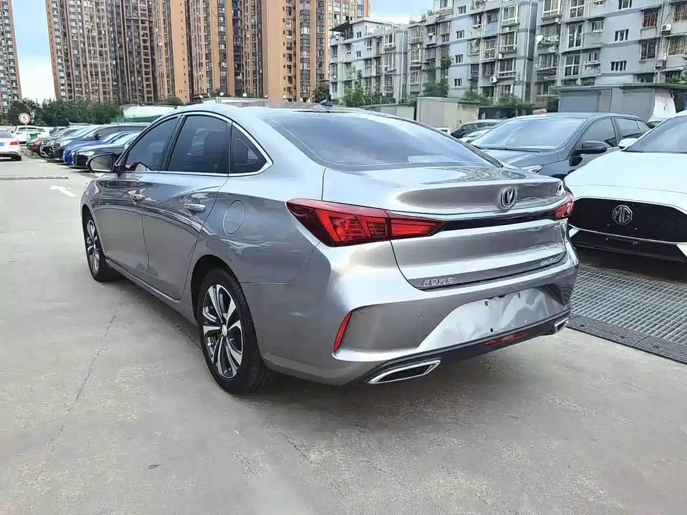 Changan Eado 2020 PLUS Blue Whale NE 1.4T GDI DCT Fashion Edition — миниатюра 4