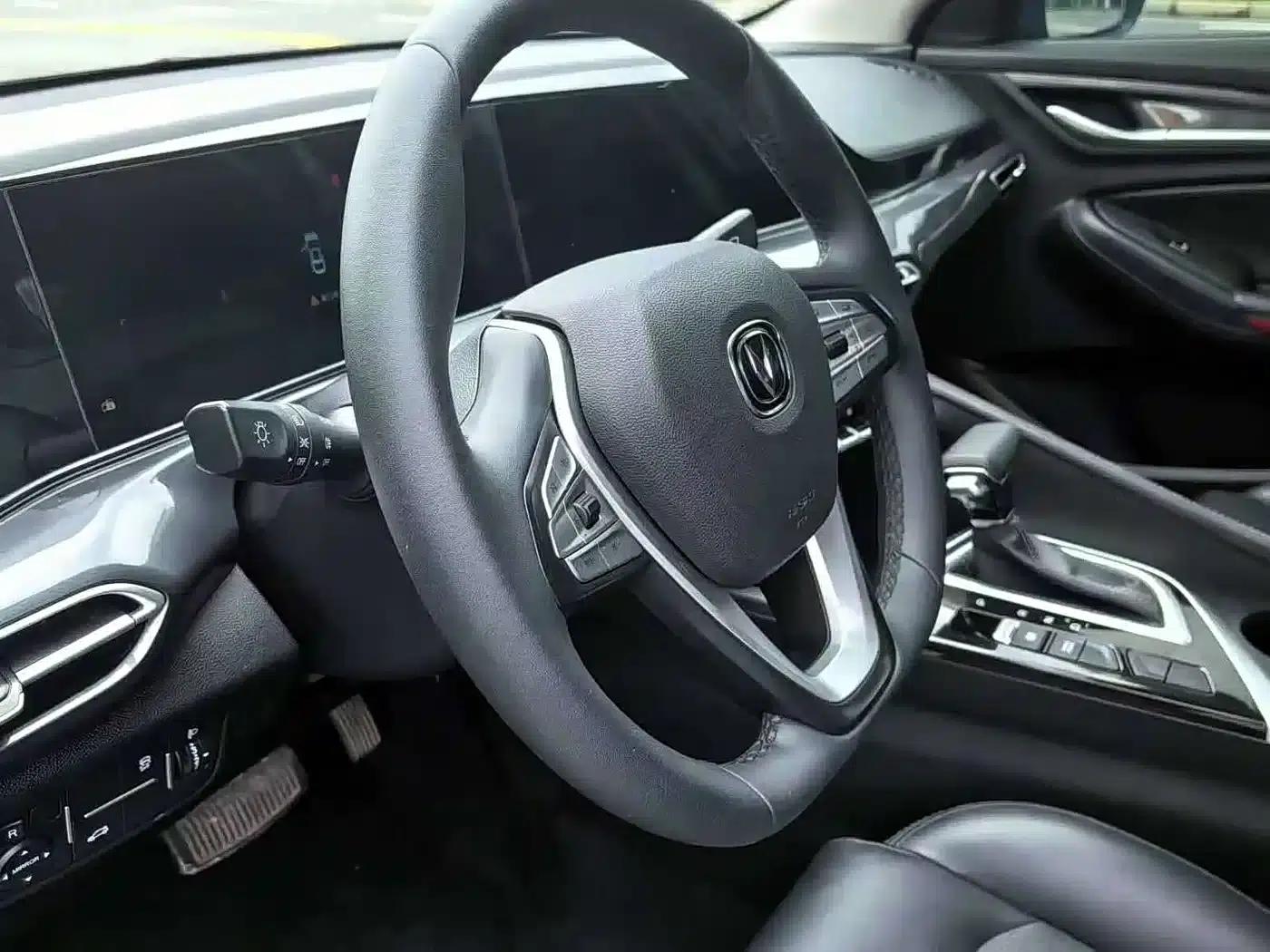 Changan Eado 2020 PLUS Blue Whale NE 1.4T GDI DCT Fashion Edition — миниатюра 6