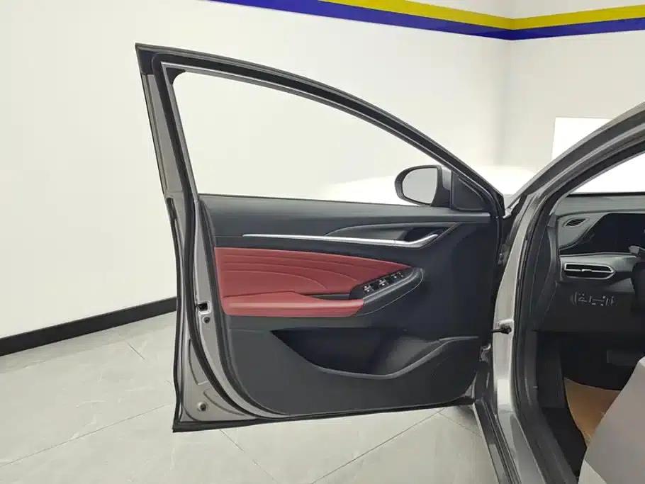 Changan Eado 2021 PLUS Blue Whale NE 1.4T GDI DCT Premium Edition — миниатюра 7