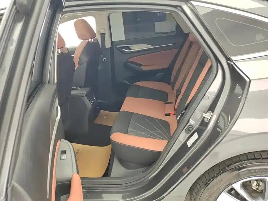Changan Eado 2022 PLUS Blue Whale NE 1.4T GDI DCT Premium Edition — миниатюра 11