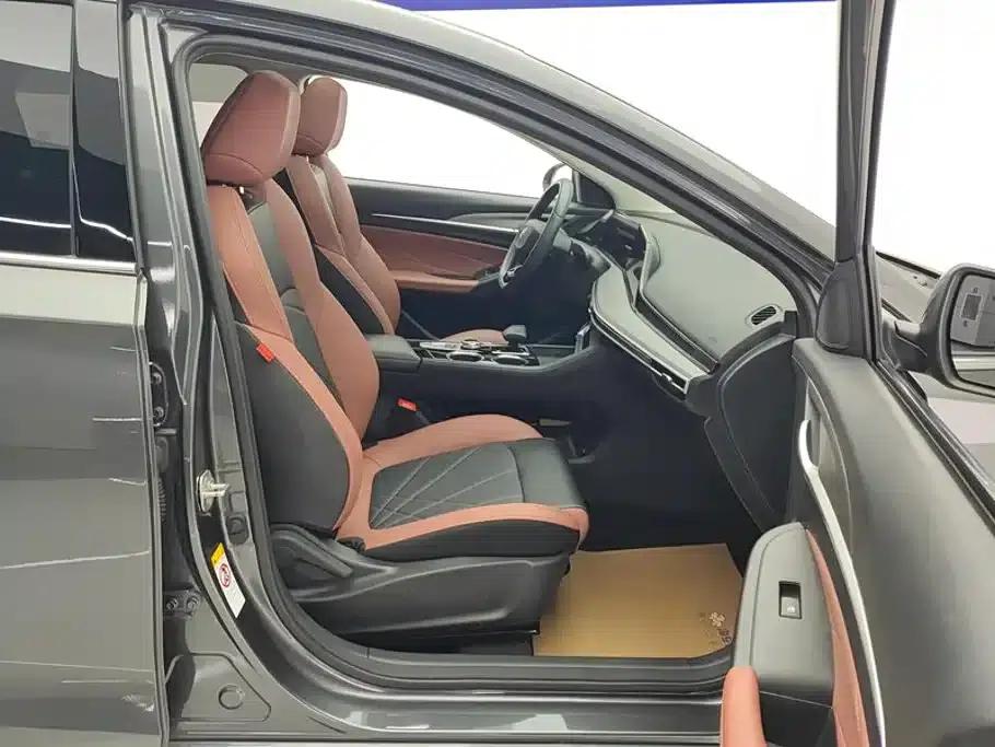 Changan Eado 2022 PLUS Blue Whale NE 1.4T GDI DCT Premium Edition — миниатюра 8