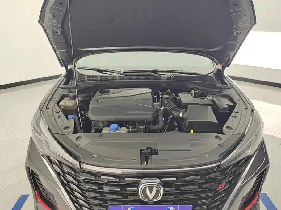 Changan Eado 2022 PLUS Blue Whale NE 1.4T GDI DCT Premium Edition — миниатюра 10