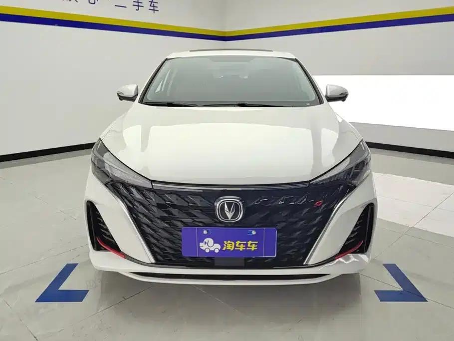 Changan Eado 2025 PLUS 1.4T Dual-Clutch High-Performance Edition — миниатюра 2