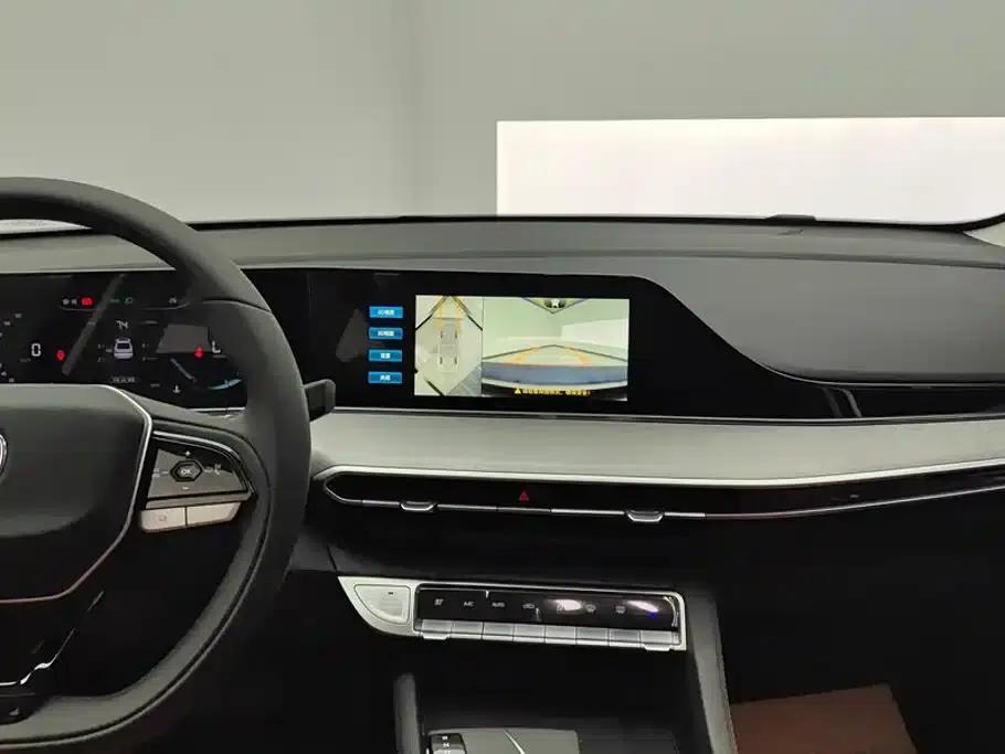 Changan Eado 2025 PLUS 1.4T Dual-Clutch High-Performance Edition — миниатюра 13