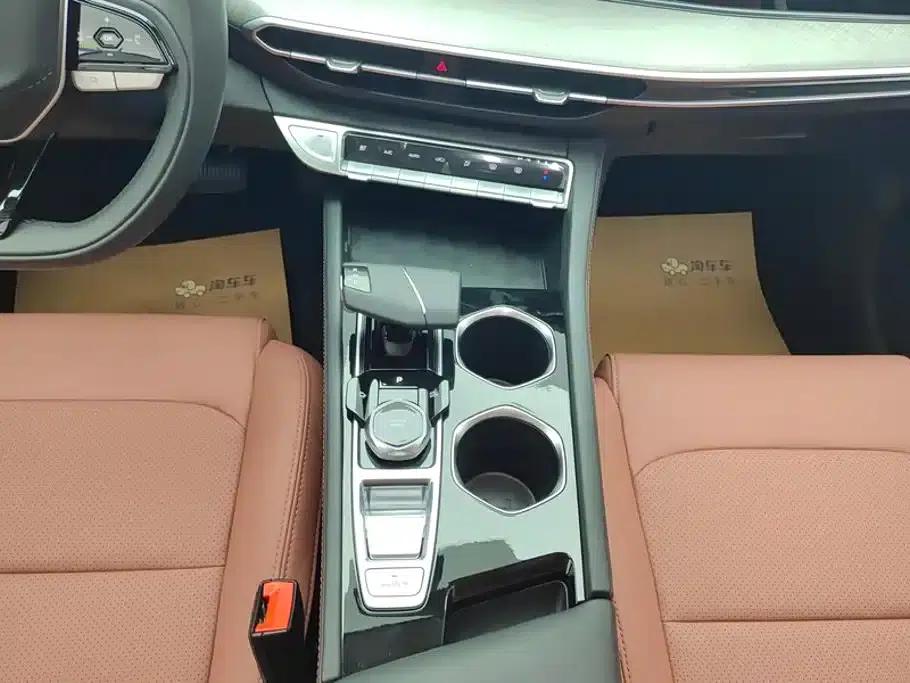 Changan Eado 2025 PLUS 1.4T Dual-Clutch High-Performance Edition — миниатюра 16