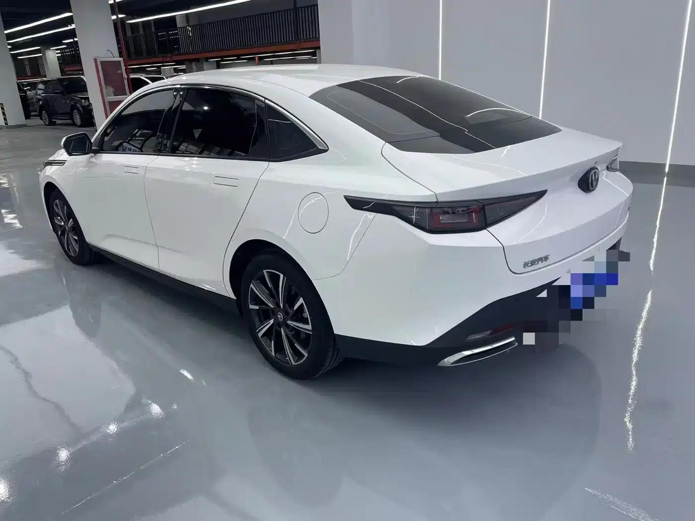 Changan Eado 2025 Blue Whale 1.5T 500Bar Premium Edition — миниатюра 14