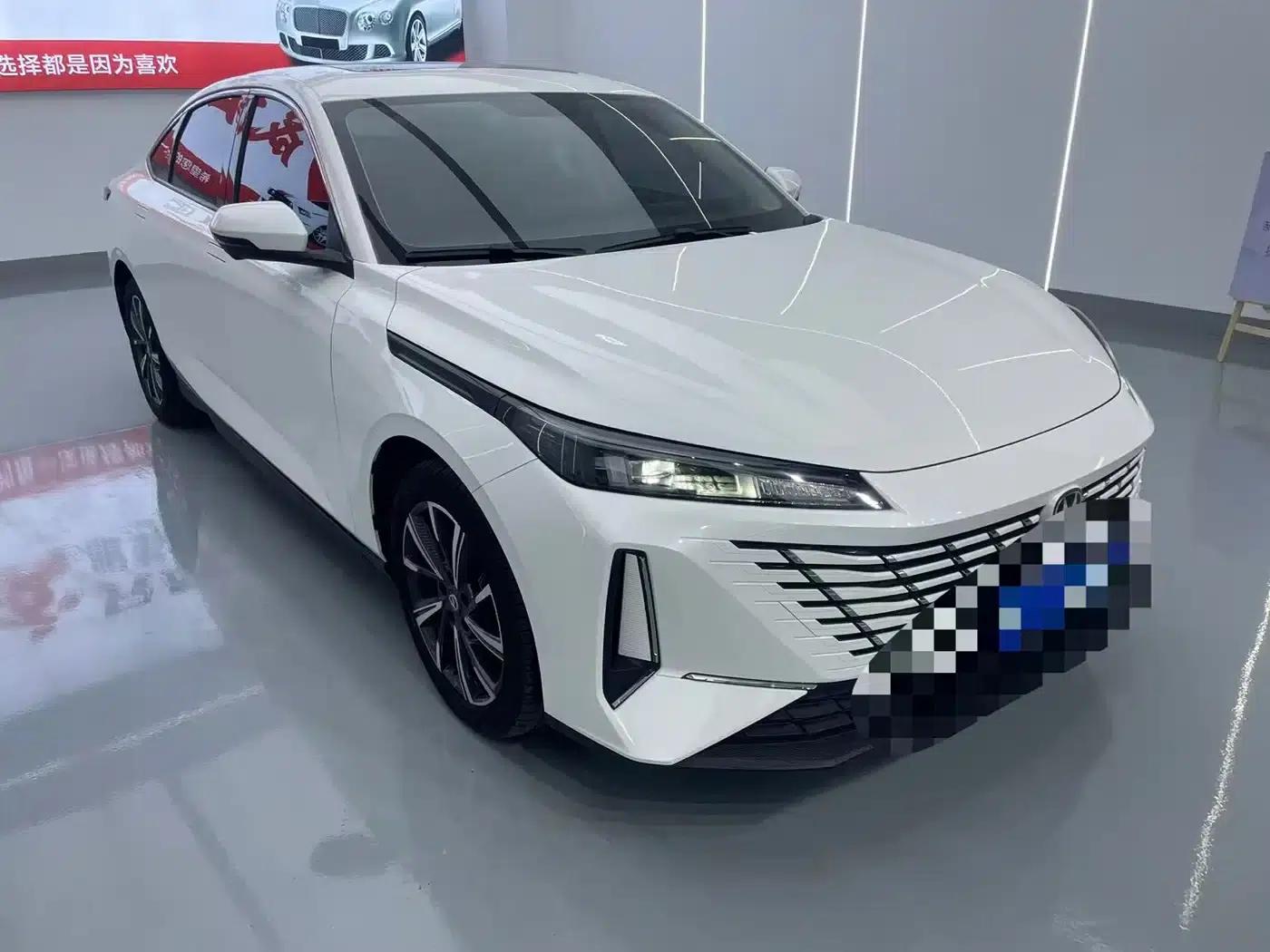 Changan Eado 2025 Blue Whale 1.5T 500Bar Premium Edition — миниатюра 3