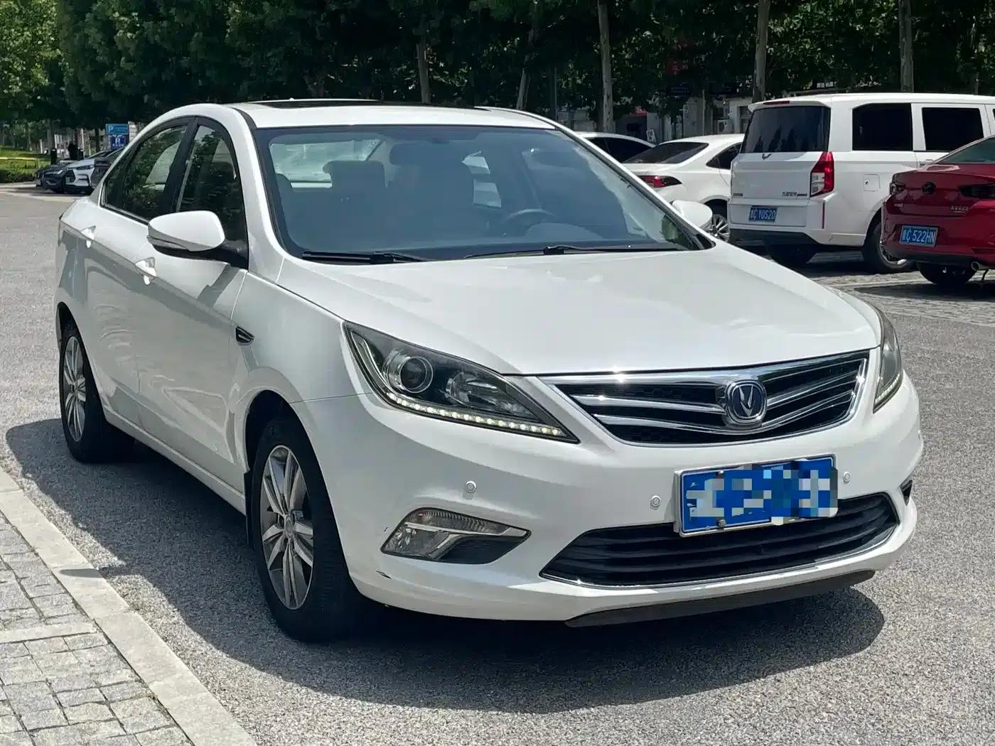 Changan Eado 2016 1.6L Manual Fashion Edition — миниатюра 3