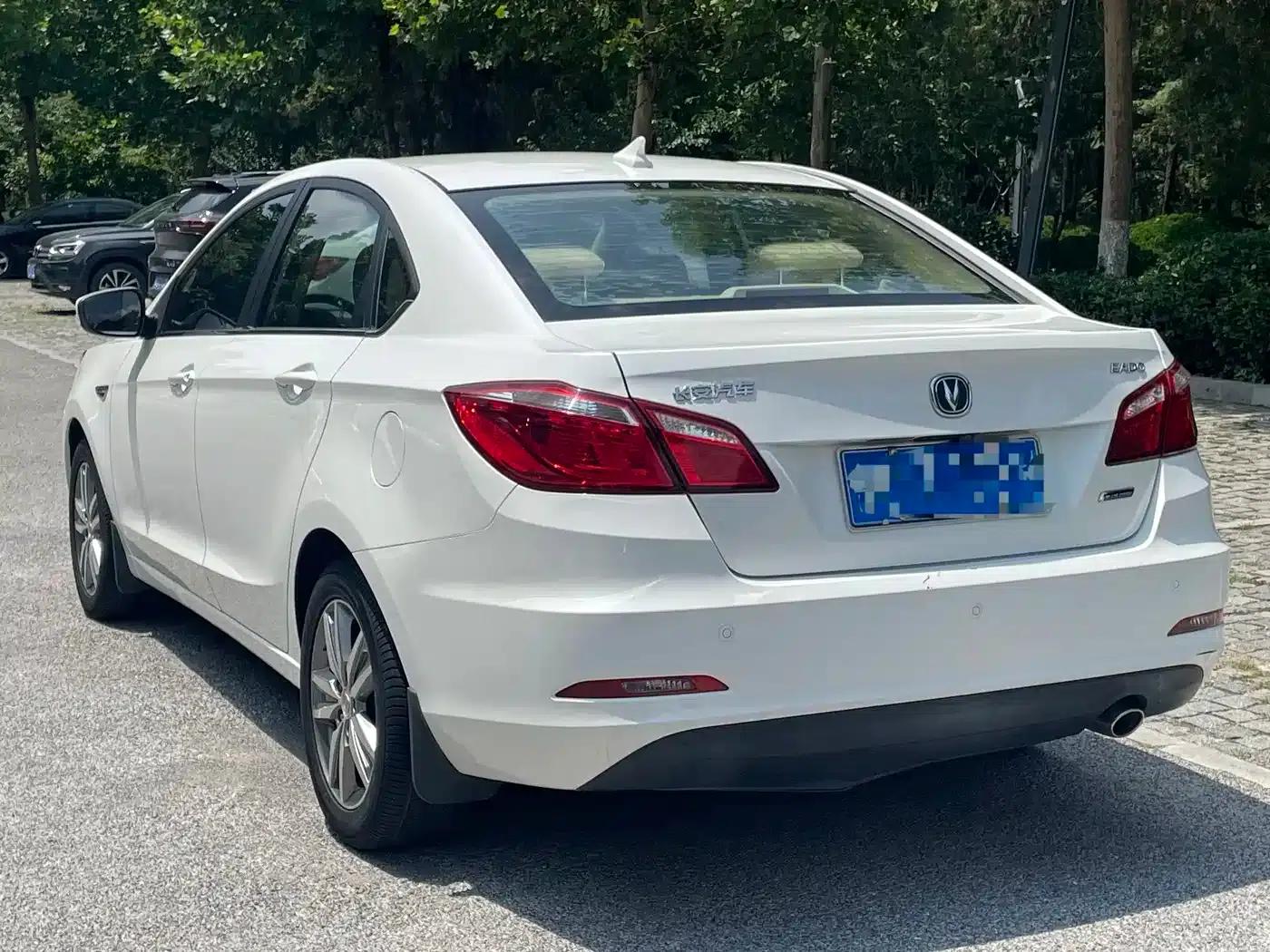 Changan Eado 2016 1.6L Manual Fashion Edition — миниатюра 4