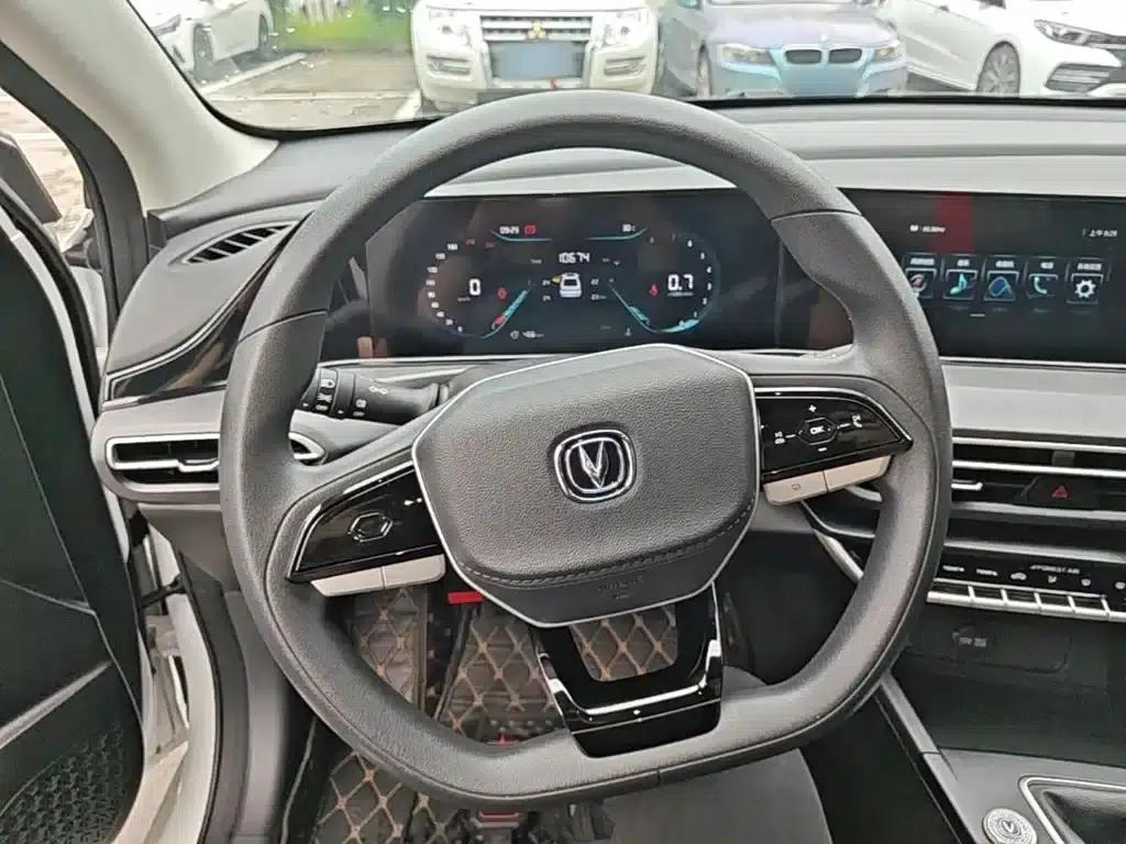Changan Eado 2022 PLUS 1.6L GDI Manual Elite — миниатюра 11