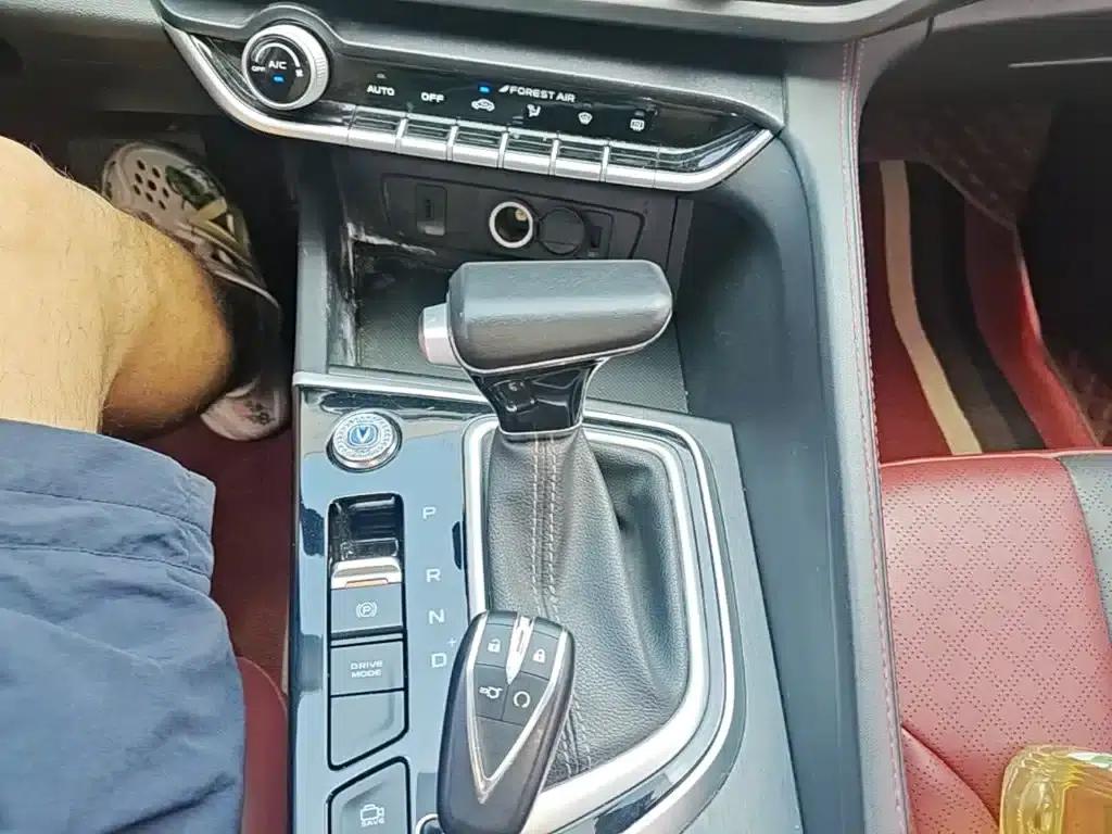 Changan Eado 2021 PLUS Blue Whale NE 1.4T GDI DCT Premium Edition — миниатюра 14