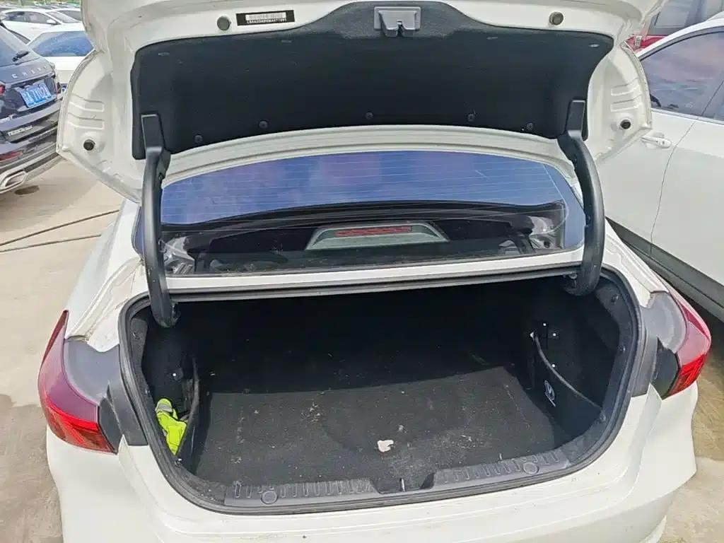 Changan Eado 2021 PLUS Blue Whale NE 1.4T GDI DCT Premium Edition — миниатюра 19