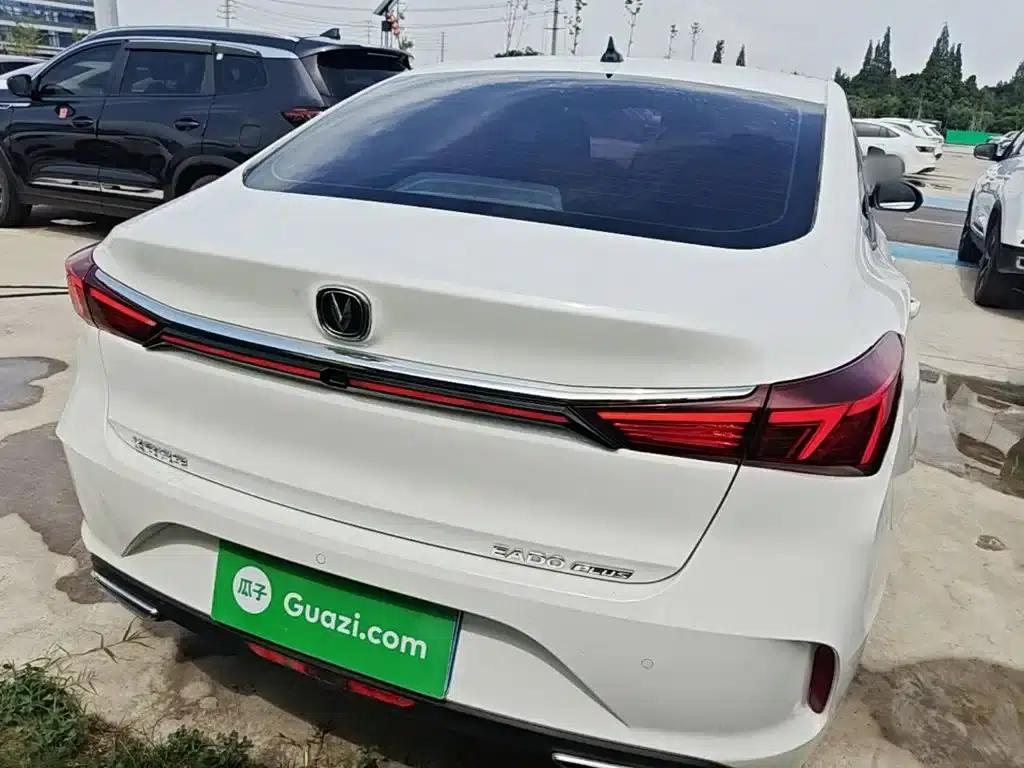 Changan Eado 2021 PLUS Blue Whale NE 1.4T GDI DCT Premium Edition — миниатюра 6