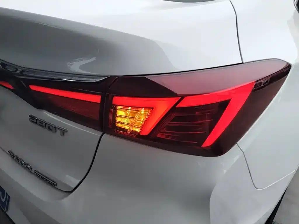 Changan Eado 2021 PLUS Blue Whale NE 1.4T GDI DCT Premium Edition — миниатюра 8