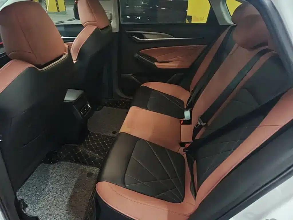 Changan Eado 2024 PLUS Blue Whale NE 1.4T GDI DCT High-Performance Edition — миниатюра 17