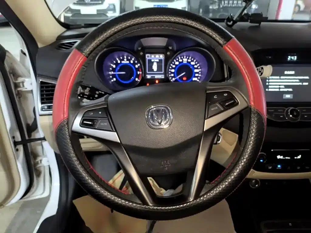 Changan Eado 2016 1.6L Manual Fashion Edition — миниатюра 11