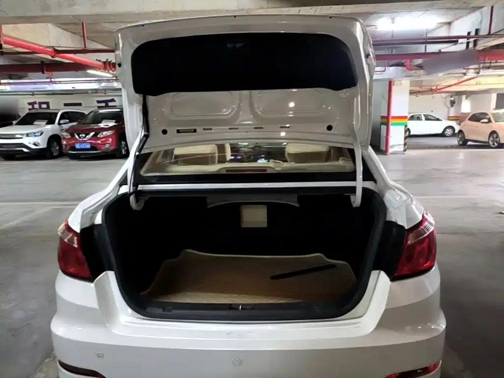 Changan Eado 2016 1.6L Manual Fashion Edition — миниатюра 19
