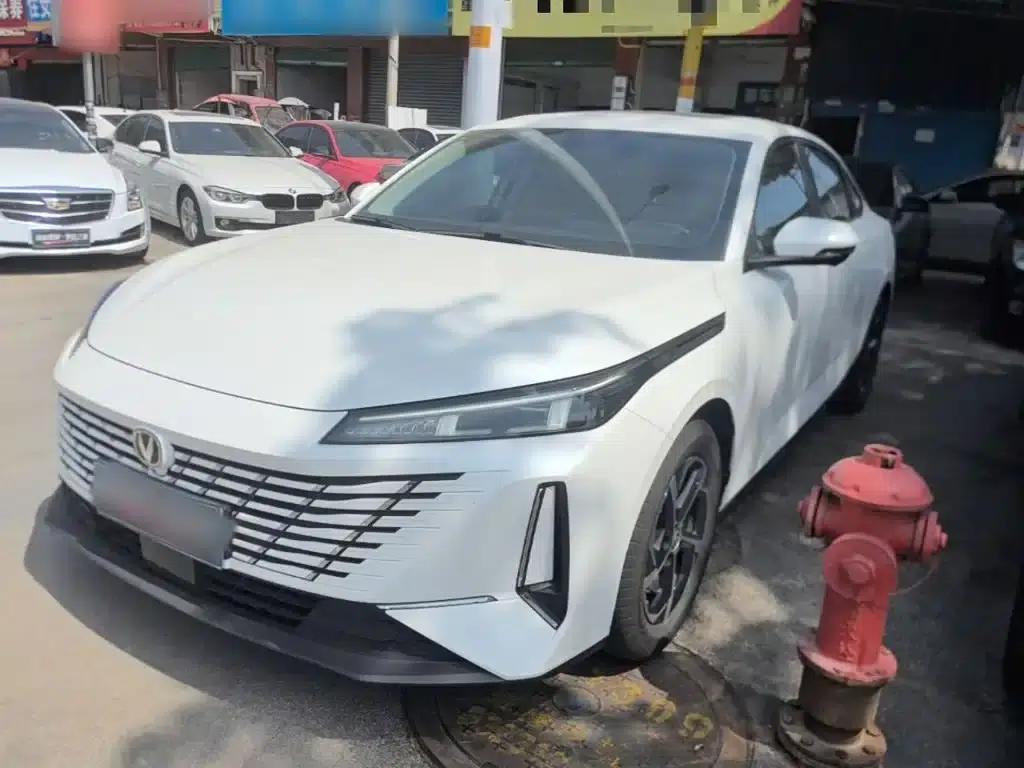 Changan Eado 2024 1.5T GDI Automatic Enjoy Edition — миниатюра 1