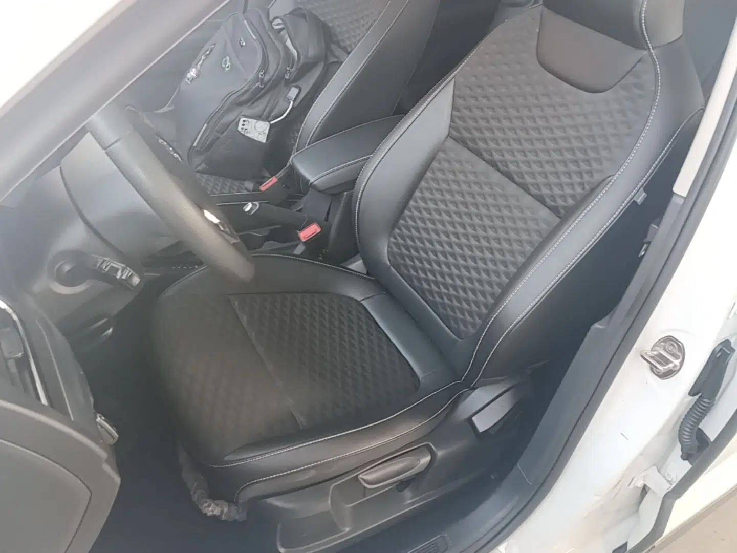 Skoda Kamiq 2018 1.5L Automatic Comfort Edition China VI Standard — миниатюра 17