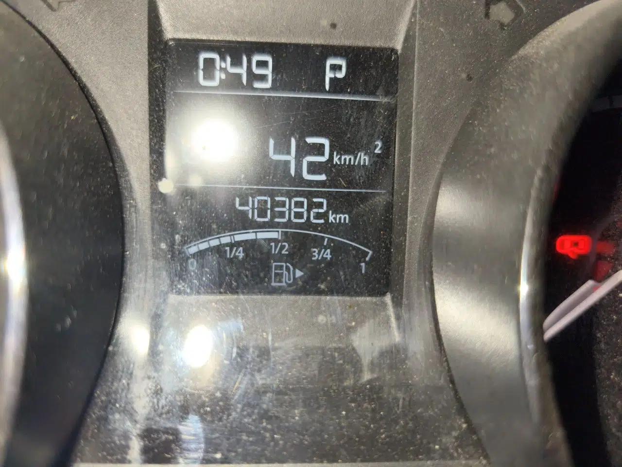 Skoda Kamiq 2020 1.5L Automatic Standard Edition — миниатюра 12