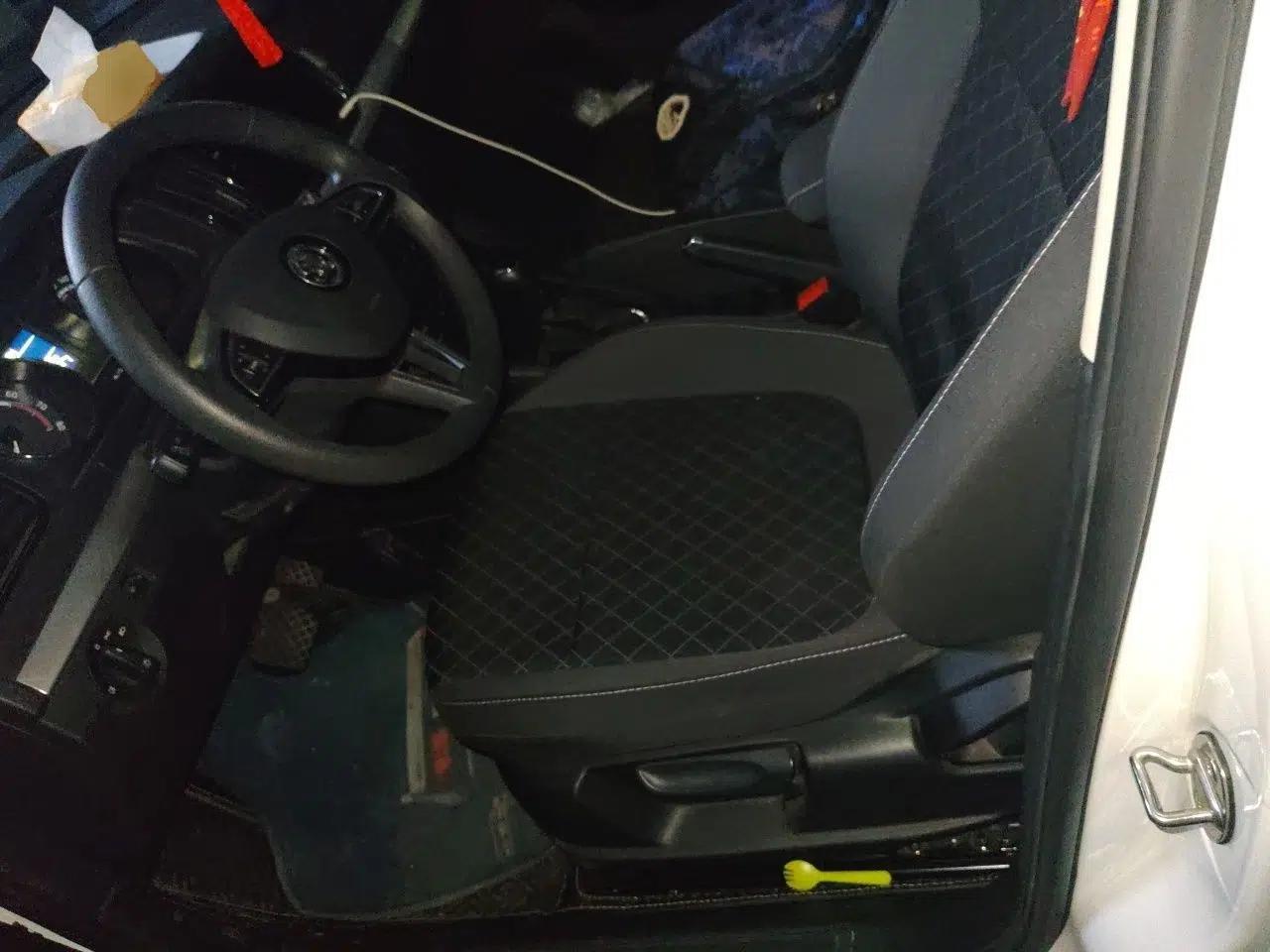 Skoda Kamiq 2021 1.5L Automatic Standard Edition — миниатюра 15