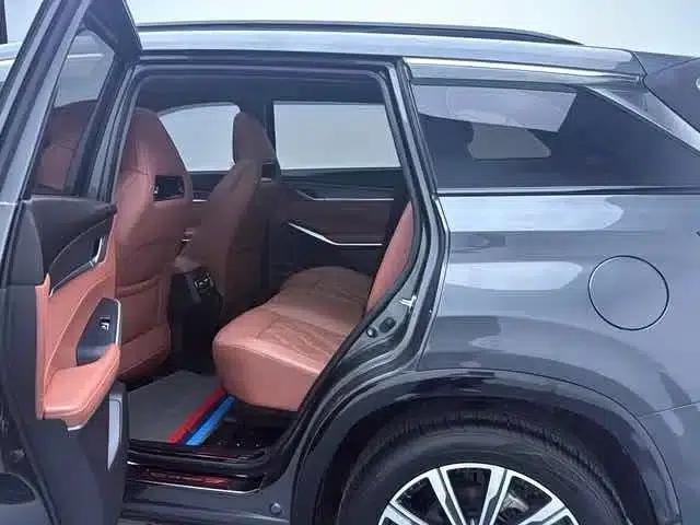 Changan CS75PLUS 2023 Model, Third Generation, 1.5T Automatic Premium Edition — миниатюра 8