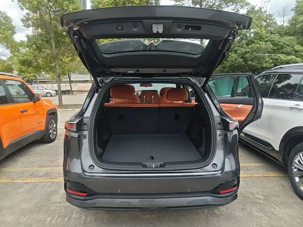 Changan CS75PLUS 2025 Fourth Generation 1.5T New Blue Whale Smart Flagship Edition — миниатюра 19