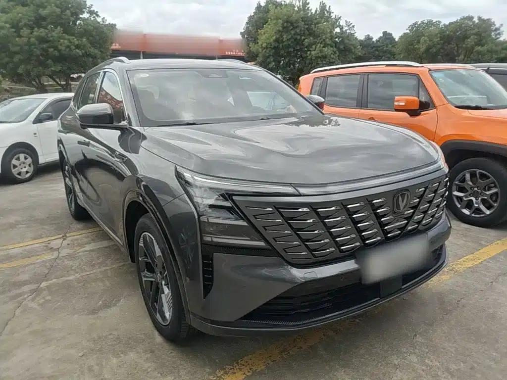 Changan CS75PLUS 2025 Fourth Generation 1.5T New Blue Whale Smart Flagship Edition — миниатюра 4