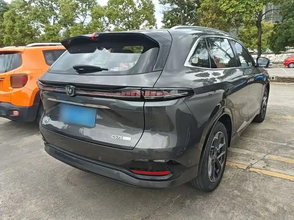 Changan CS75PLUS 2025 Fourth Generation 1.5T New Blue Whale Smart Flagship Edition — миниатюра 7