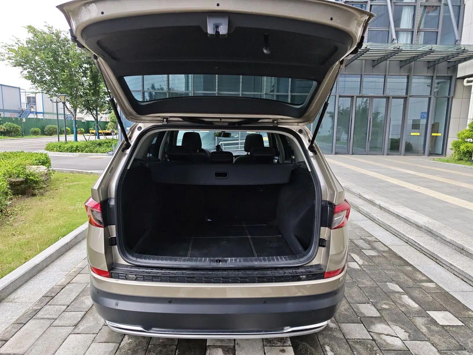 Skoda Kodiaq 2019 Facelifted TSI330 5-Seater Two-Wheel-Drive Luxury Enjoyment Edition China VI Standard — миниатюра 27