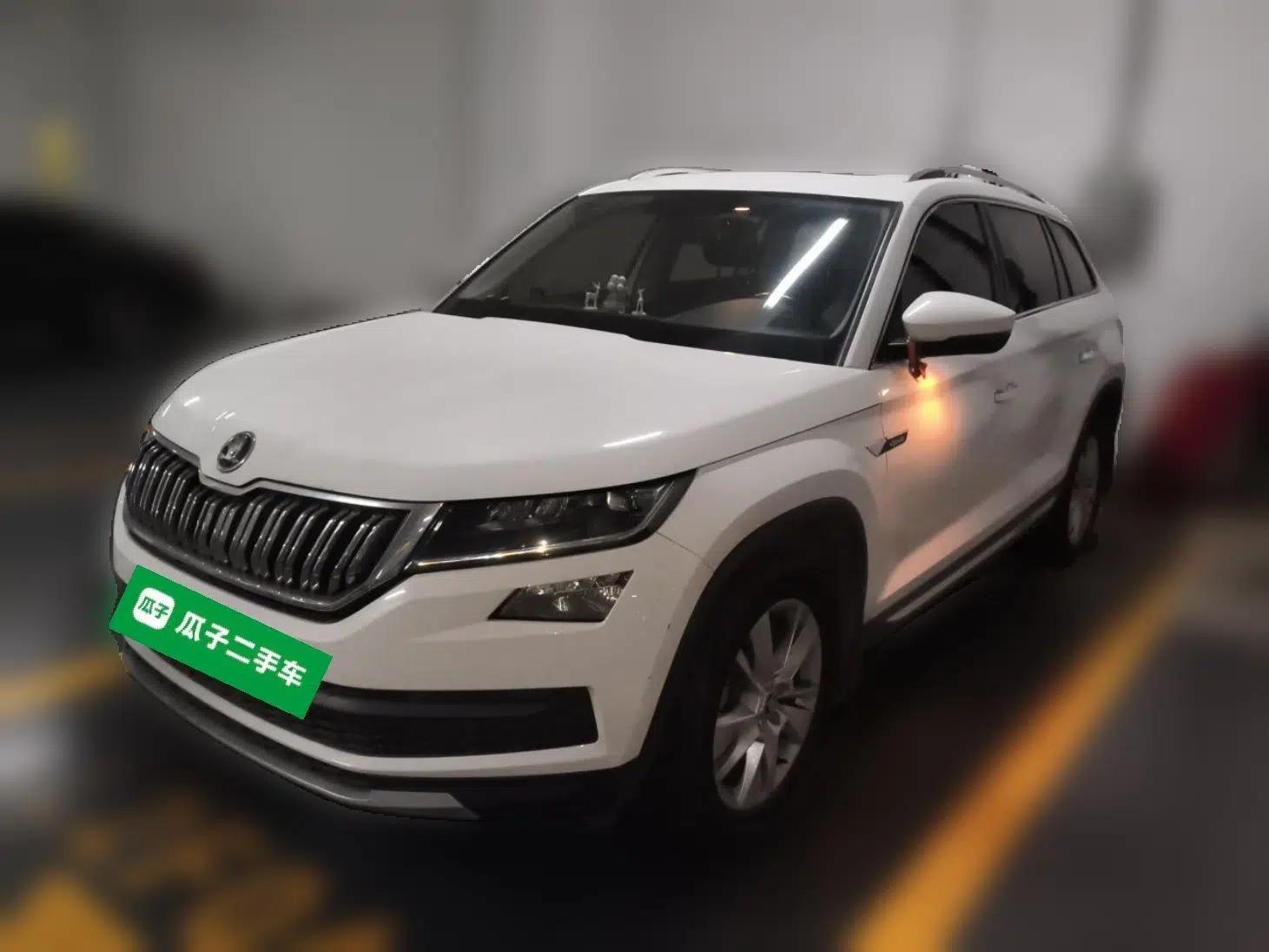 Skoda Kodiaq 2018 Facelifted TSI330 5-Seater Two-Wheel-Drive Luxury Enjoyment Edition — миниатюра 1