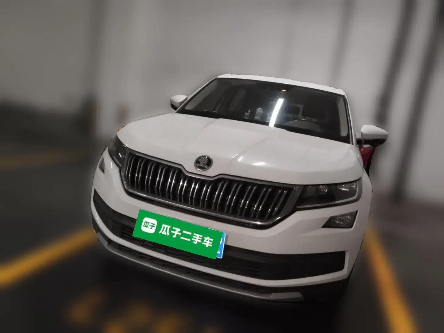 Skoda Kodiaq 2018 Facelifted TSI330 5-Seater Two-Wheel-Drive Luxury Enjoyment Edition — миниатюра 2