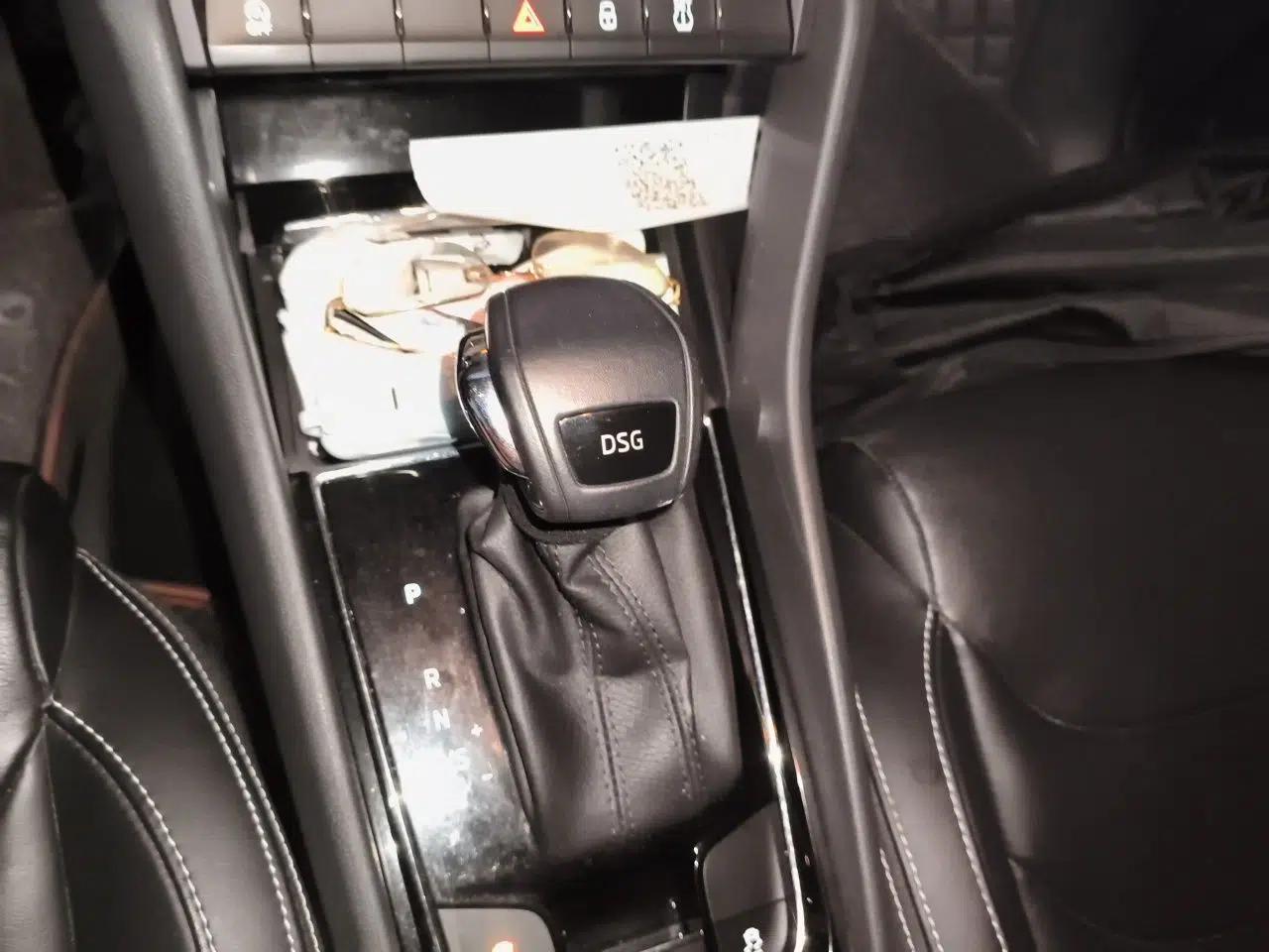 Skoda Kodiaq 2018 Facelifted TSI330 5-Seater Two-Wheel-Drive Luxury Enjoyment Edition — миниатюра 14