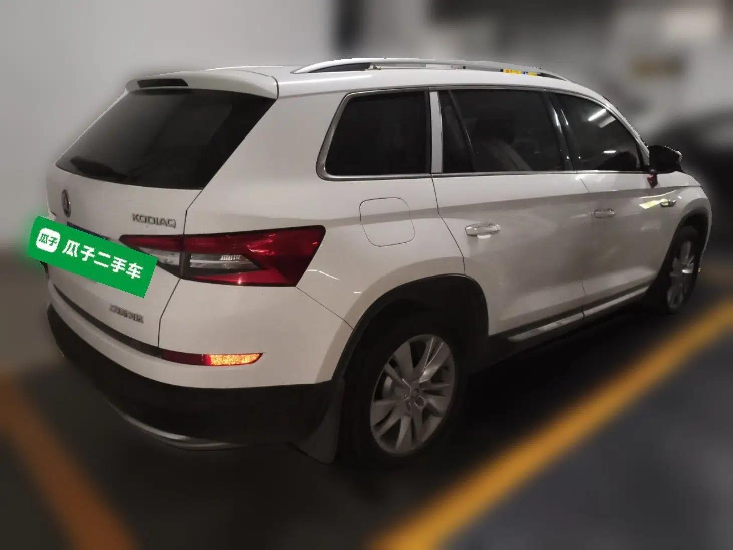 Skoda Kodiaq 2018 Facelifted TSI330 5-Seater Two-Wheel-Drive Luxury Enjoyment Edition — миниатюра 6