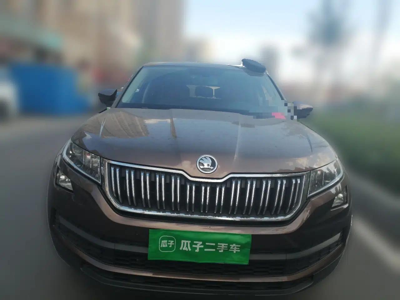 Skoda Kodiaq 2018 Facelifted TSI330 5-Seater Two-Wheel-Drive Comfort Edition — миниатюра 2