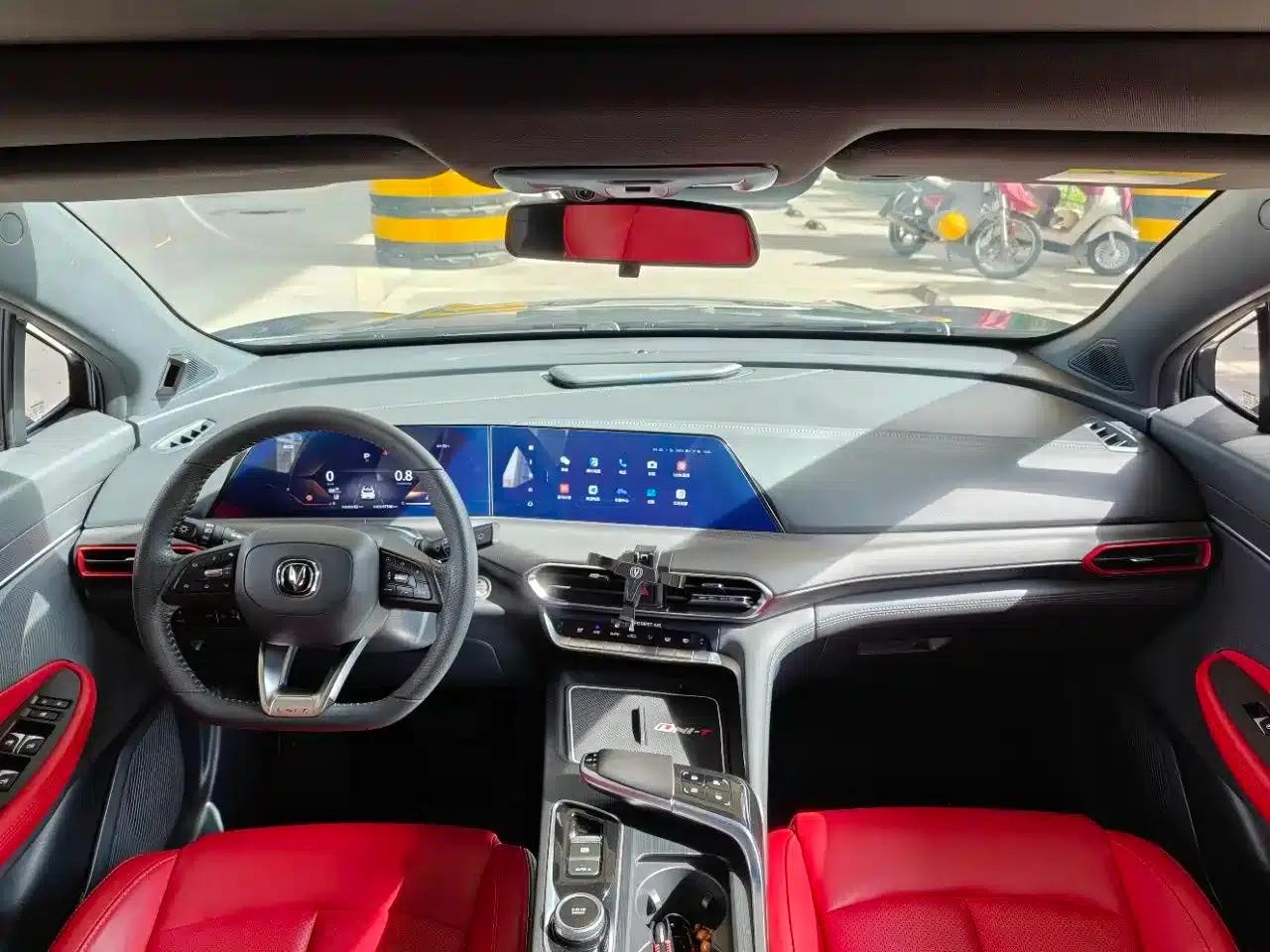 Changan UNI-T 2020 1.5T Flagship Edition — миниатюра 8