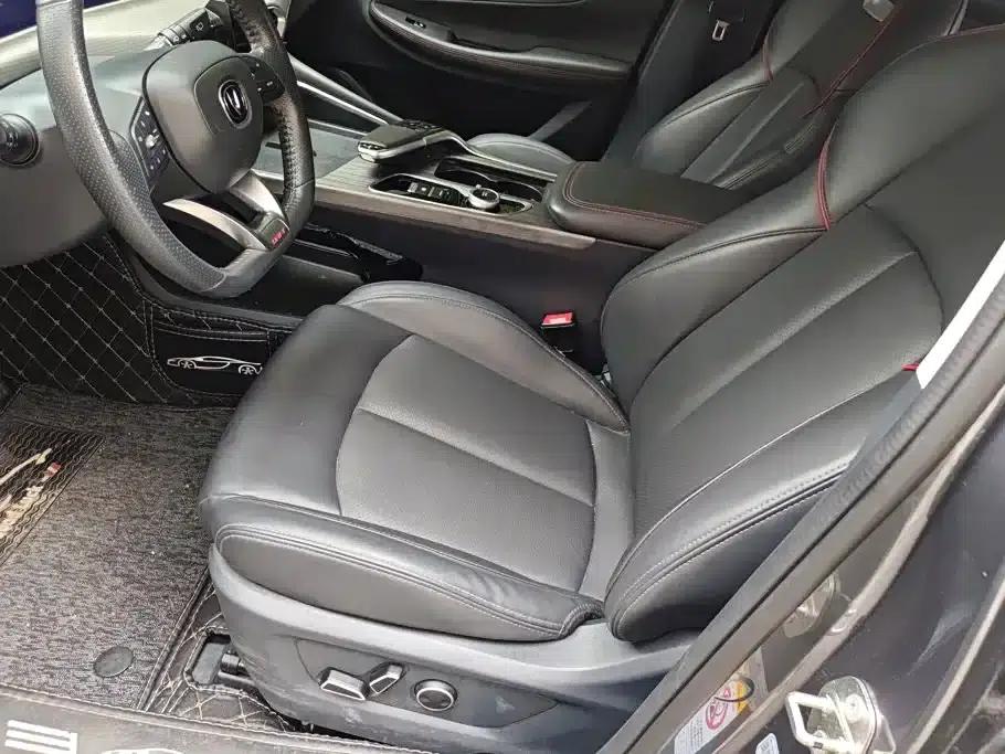 Changan UNI-T 2020 1.5T Flagship Edition — миниатюра 9
