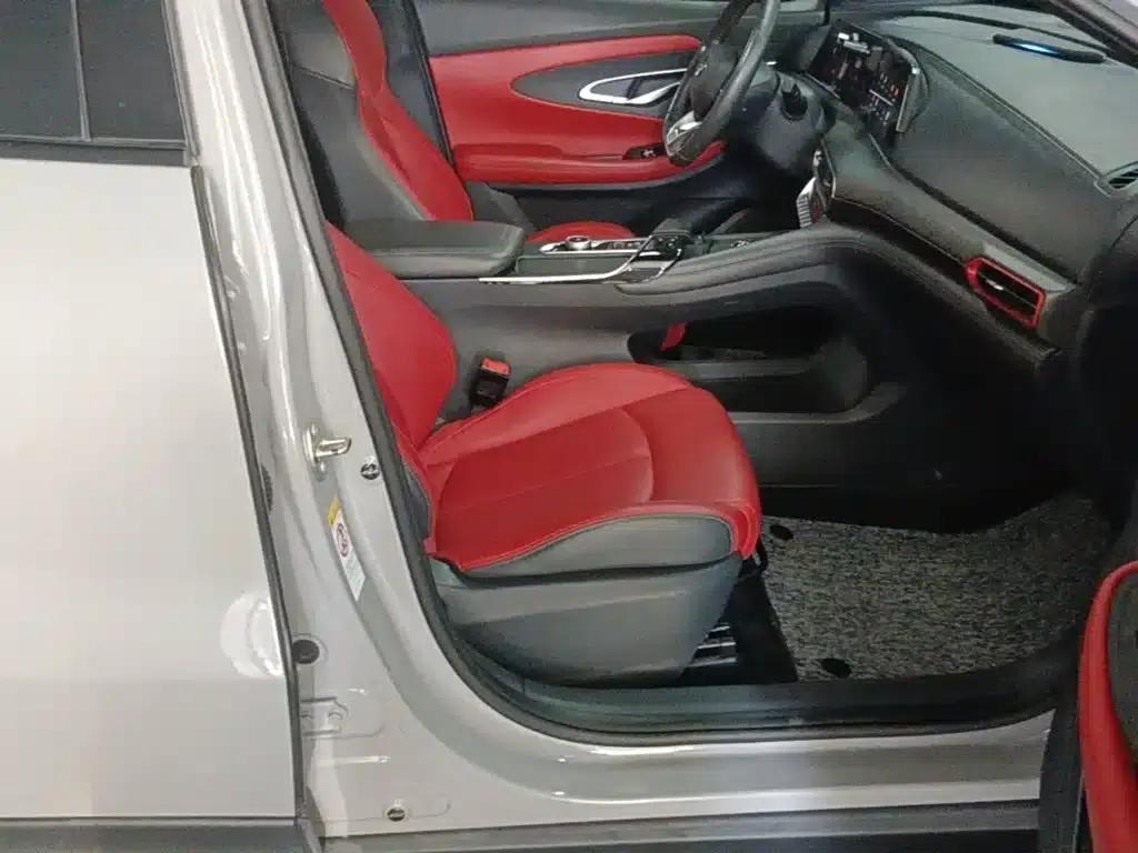 Changan UNI-T 2020 1.5T Premium Edition — миниатюра 25