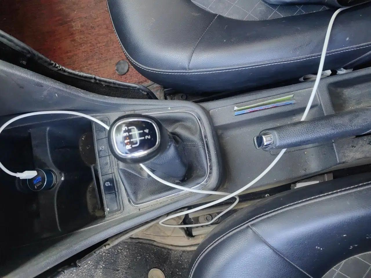 Skoda Rapid 2019 1.5L Manual Comfort Edition China VI Standard — миниатюра 14