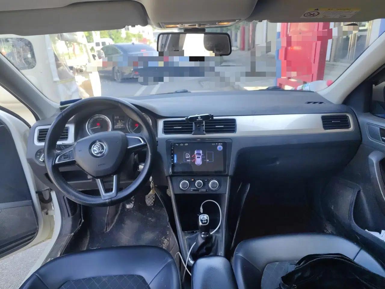Skoda Rapid 2019 1.5L Manual Comfort Edition China VI Standard — миниатюра 9