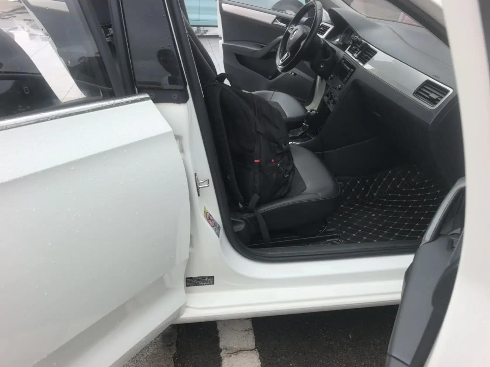 Skoda Rapid 2018 1.6L Automatic Comfort Edition — миниатюра 19