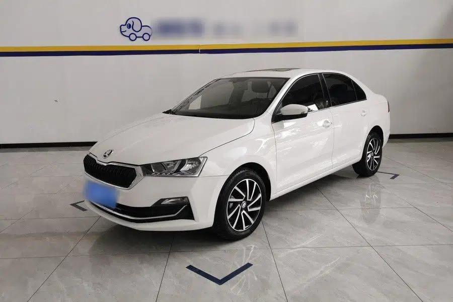 Skoda Rapid 2020 1.5L Manual Comfort Edition — миниатюра 1