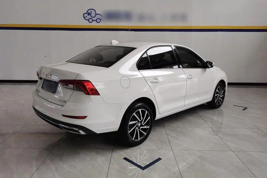 Skoda Rapid 2020 1.5L Manual Comfort Edition — миниатюра 4