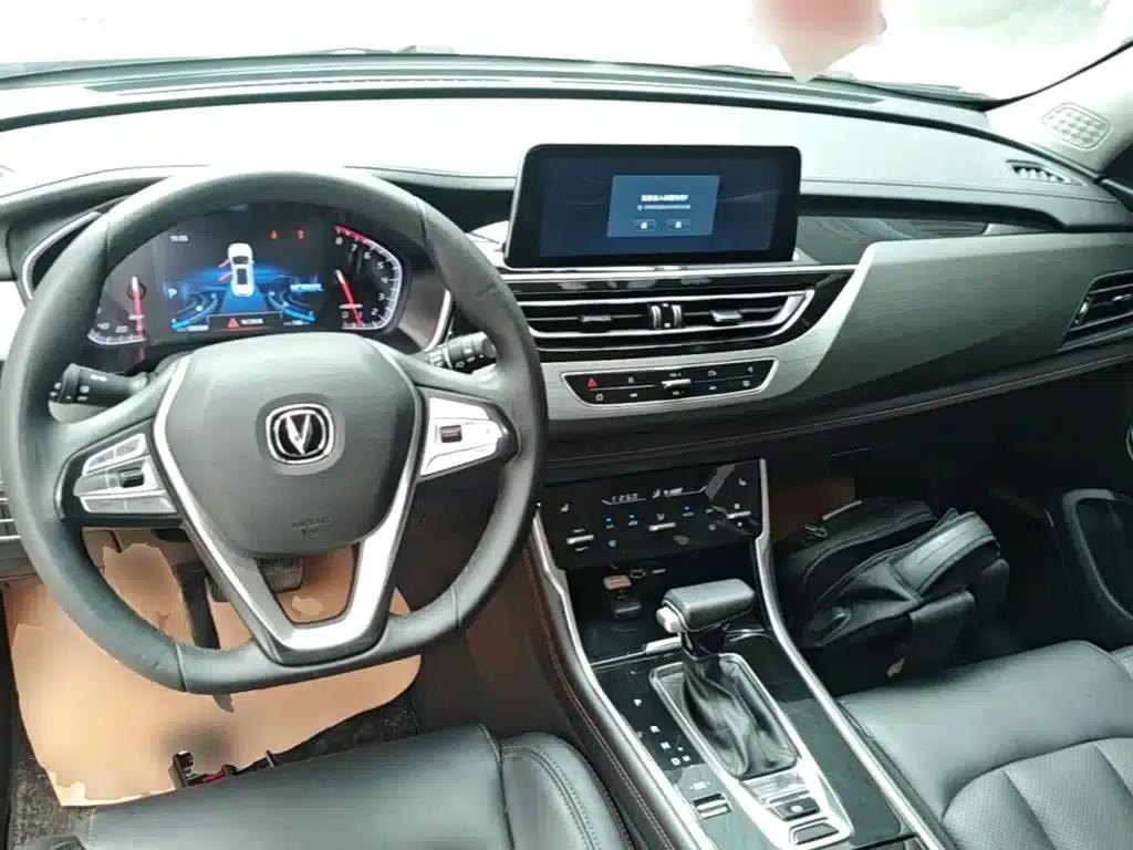 Changan CS75 2021 Glory Million Edition 280T DCT Navigator — миниатюра 10