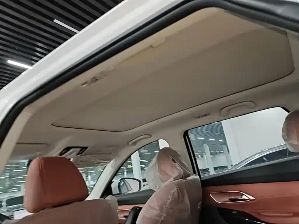 Changan CS75 2026 PRO 1.5T DCT Premium 7-seater — миниатюра 18