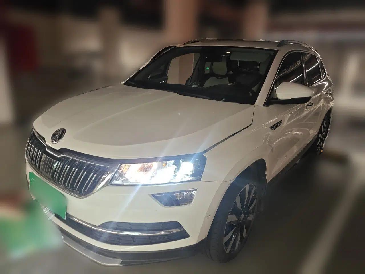 Skoda Karoq 2019 TSI280 SmartDrive Luxury Edition China V Standard — миниатюра 1