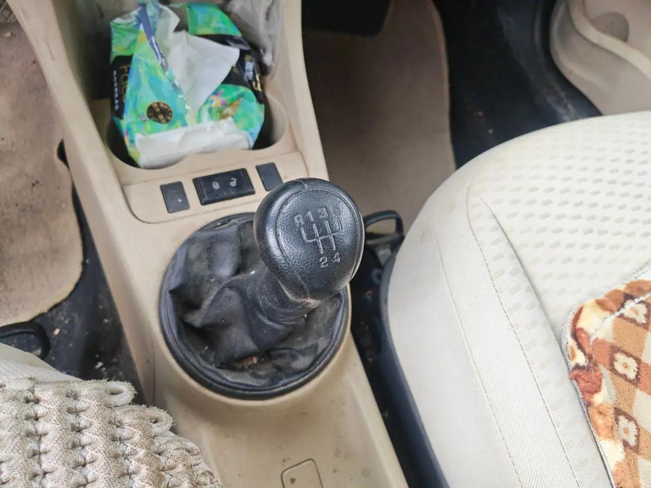 Skoda Fabia 2012 1.4L Manual Crystal Edition — миниатюра 14